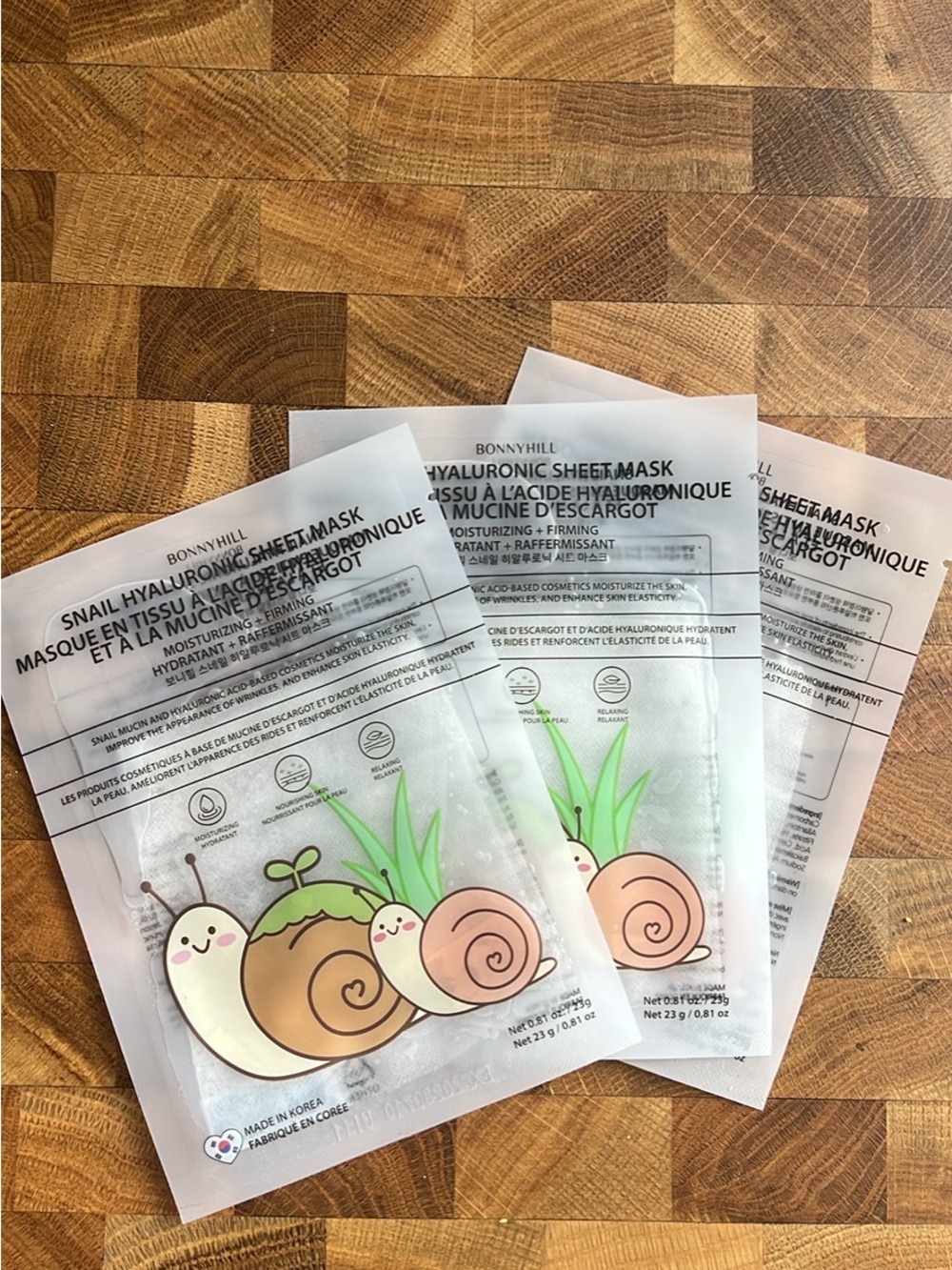 Snail Hyaluronic Sheet Mask – Hydrating Facial Mask (White & Brown)